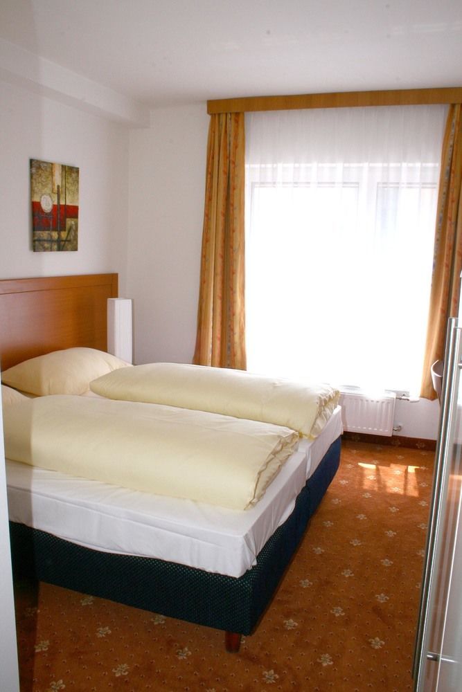 Evido Rooms Salzburg Bagian luar foto